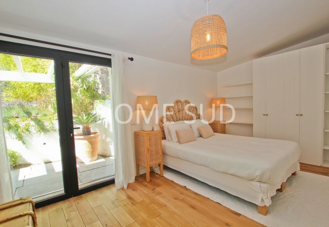 Villa in Cannes - Prestigious villa  - 600m from the Croisette Villa in Cannes - Prestigious villa  - 600m from the Croisette