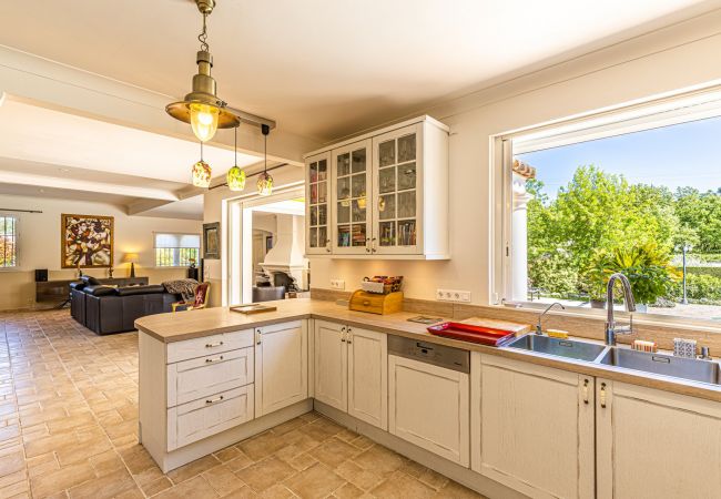 Villa in Vence - Villa 220 m² on land 3600 m² - Private swimming pool Villa in Vence - Villa 220 m² on land 3600 m² - Private swimming pool