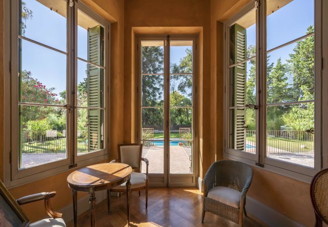 Villa in Cannes - Provencal Palace 500m from the sea - private pool Villa in Cannes - Provencal Palace 500m from the sea - private pool