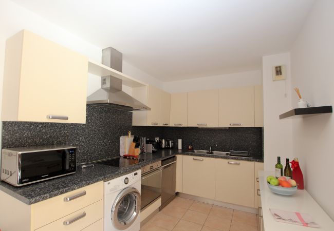 Apartment in Mandelieu-la-Napoule - 2 bedroom flat in a private residence with pool Apartment in Mandelieu-la-Napoule - 2 bedroom flat in a private residence with pool