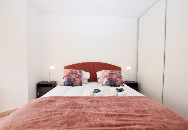 Apartment in Mandelieu-la-Napoule - 2 bedroom flat in a private residence with pool Apartment in Mandelieu-la-Napoule - 2 bedroom flat in a private residence with pool