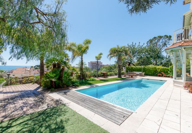 Villa/Dettached house in Cannes - Exceptional villa in the heart of Cannes with amazing panoramic sea view